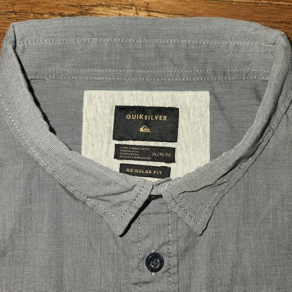 Quiksilver Shirt Adult Extra Large Regular Fit Men's Pocket Short Sleeve - Picture 3 of 7